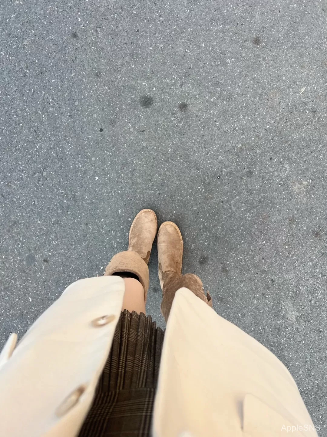 通勤也能 很时髦,米咖色系打造高级感职场LOOK