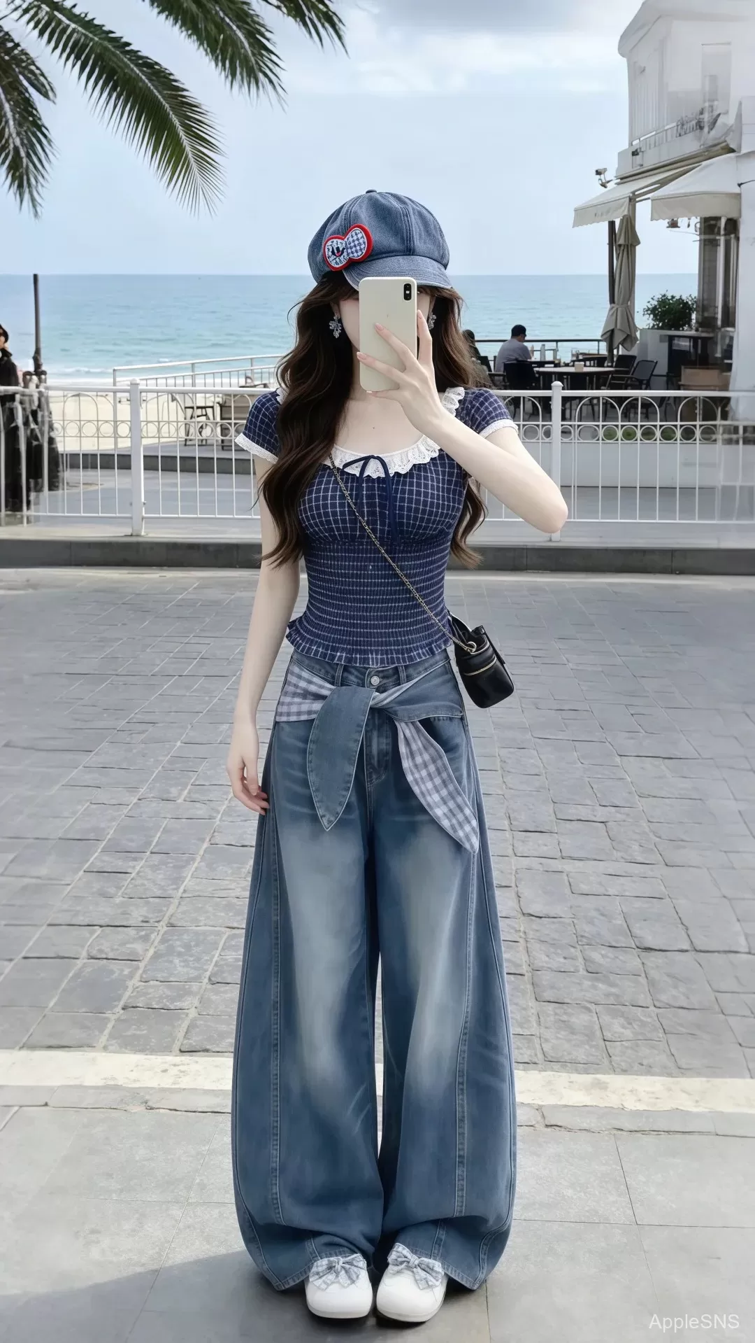 海边穿搭灵感集|8套吸睛LOOK让你秒变时尚焦点!
