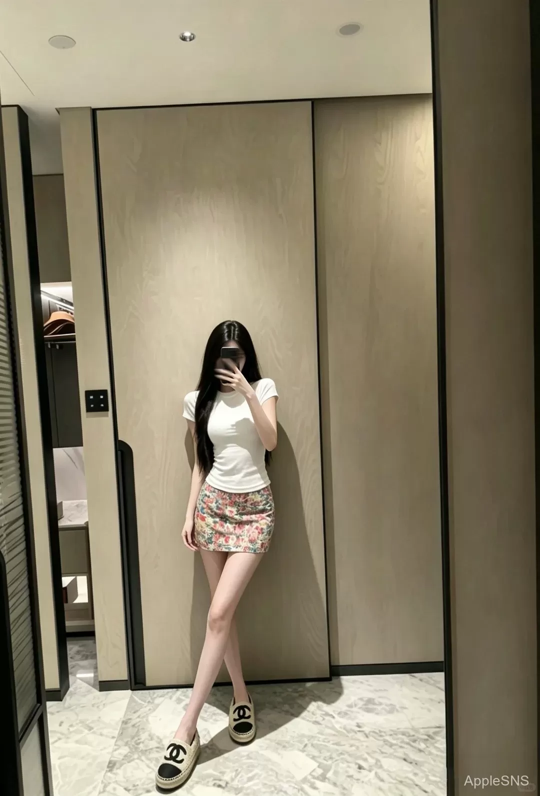 辣妹短T+碎花短裙,夏日吸睛神器来袭