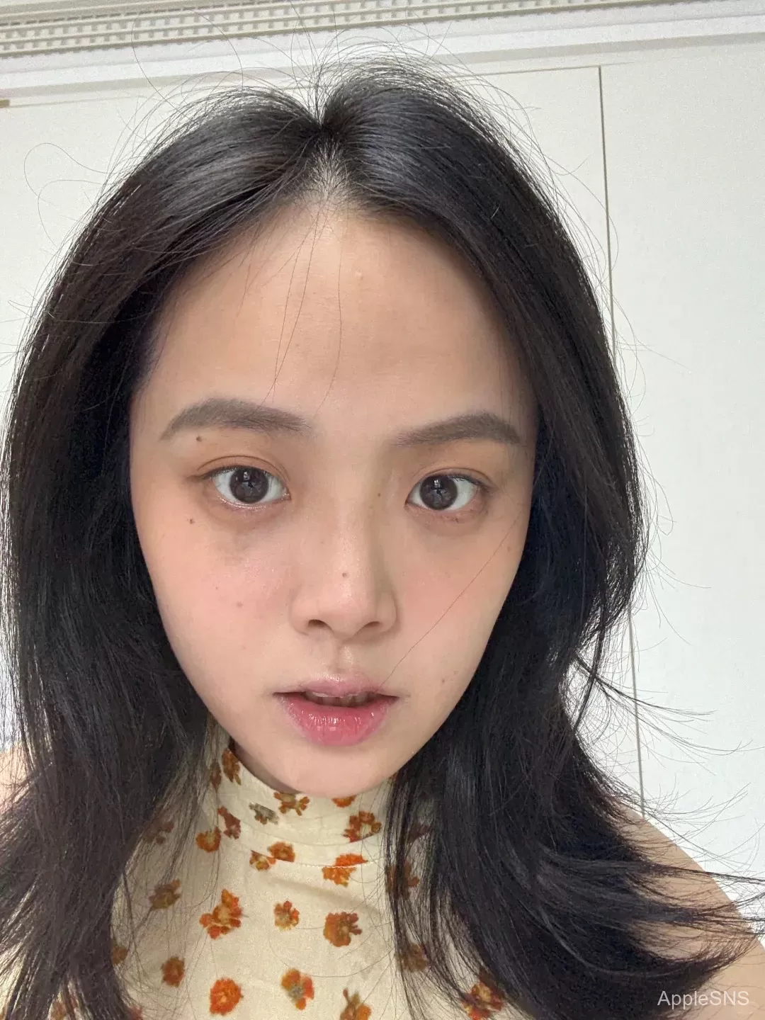 无美颜无滤镜不补光普通人妆后是怎样
